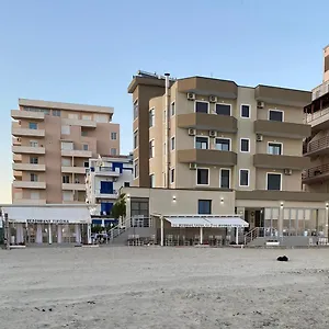 **** Hotel Tirona Albania