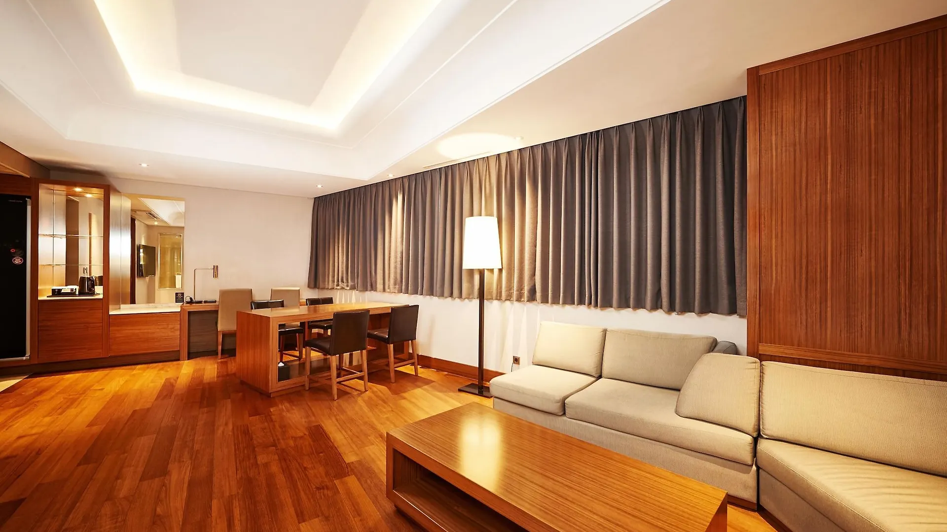 Arban Hotel Пусан Южная Корея