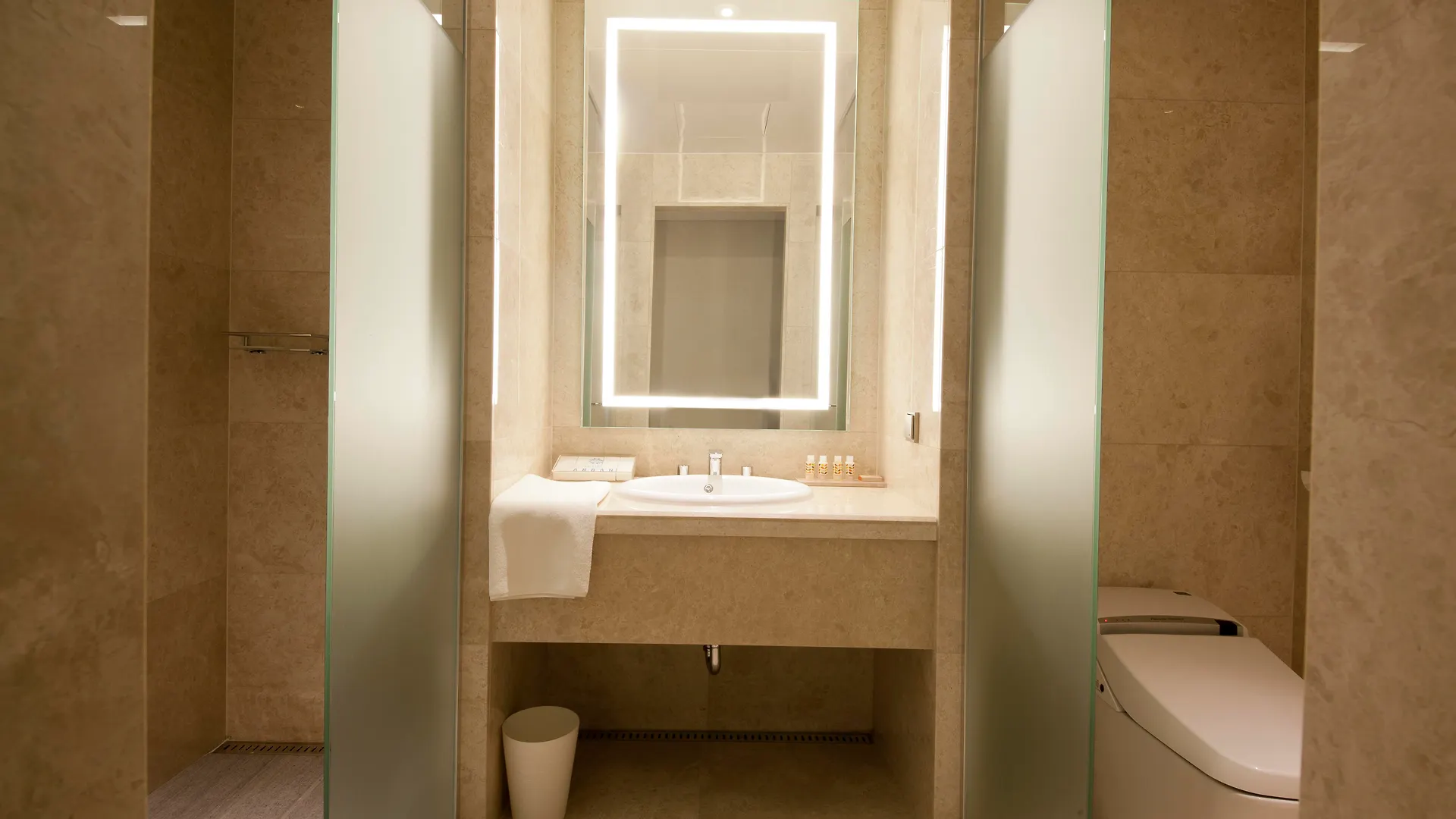 Arban Hotel Пусан 3*,