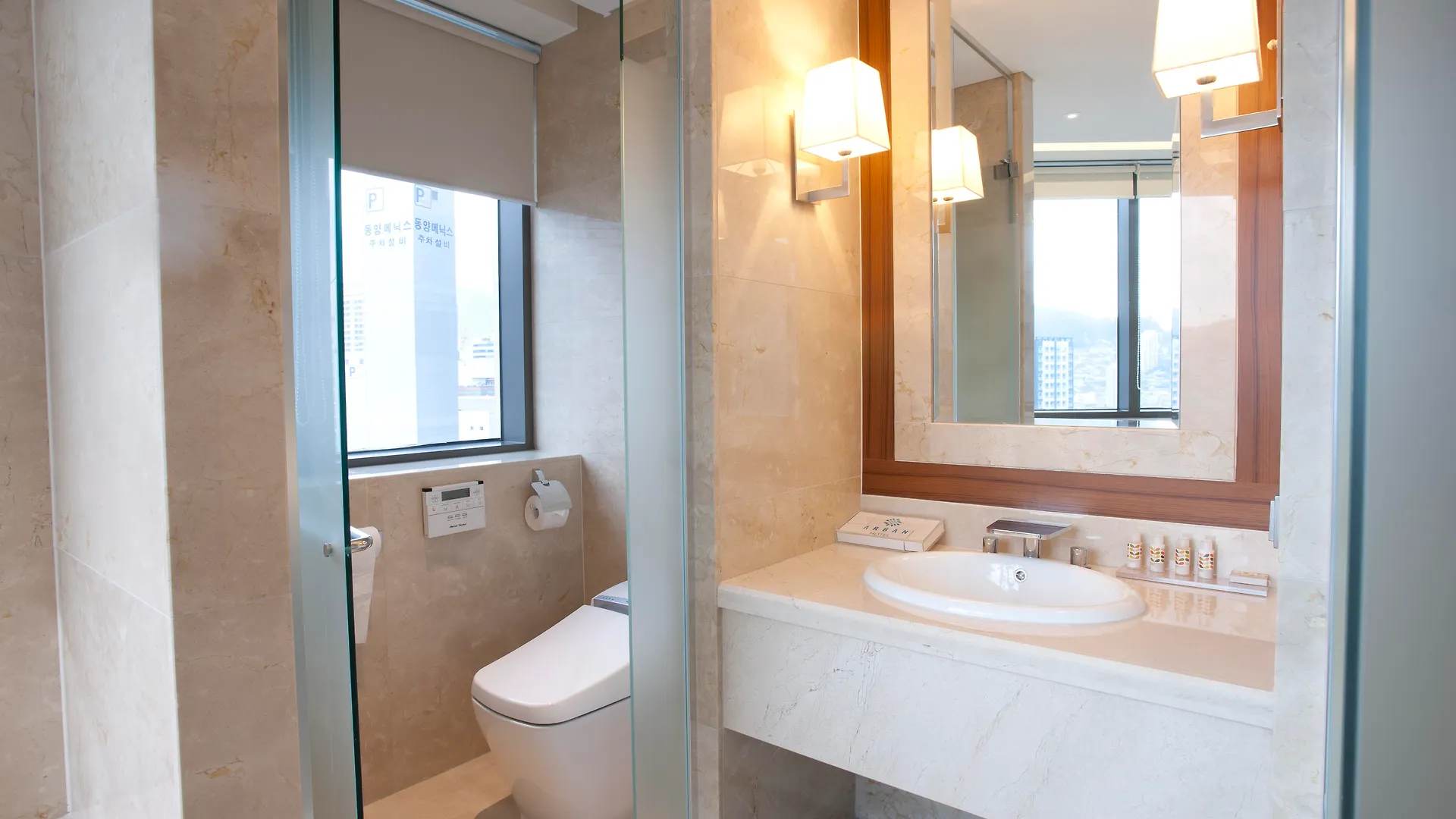 Arban Hotel Пусан 3*,